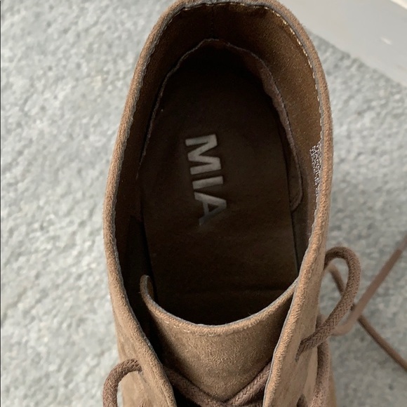 Bootie - Picture 4 of 4